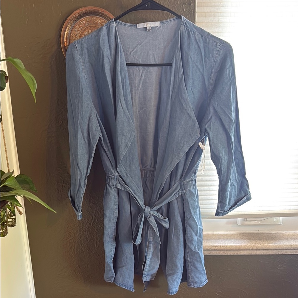 Iris Light Blue Knit Top